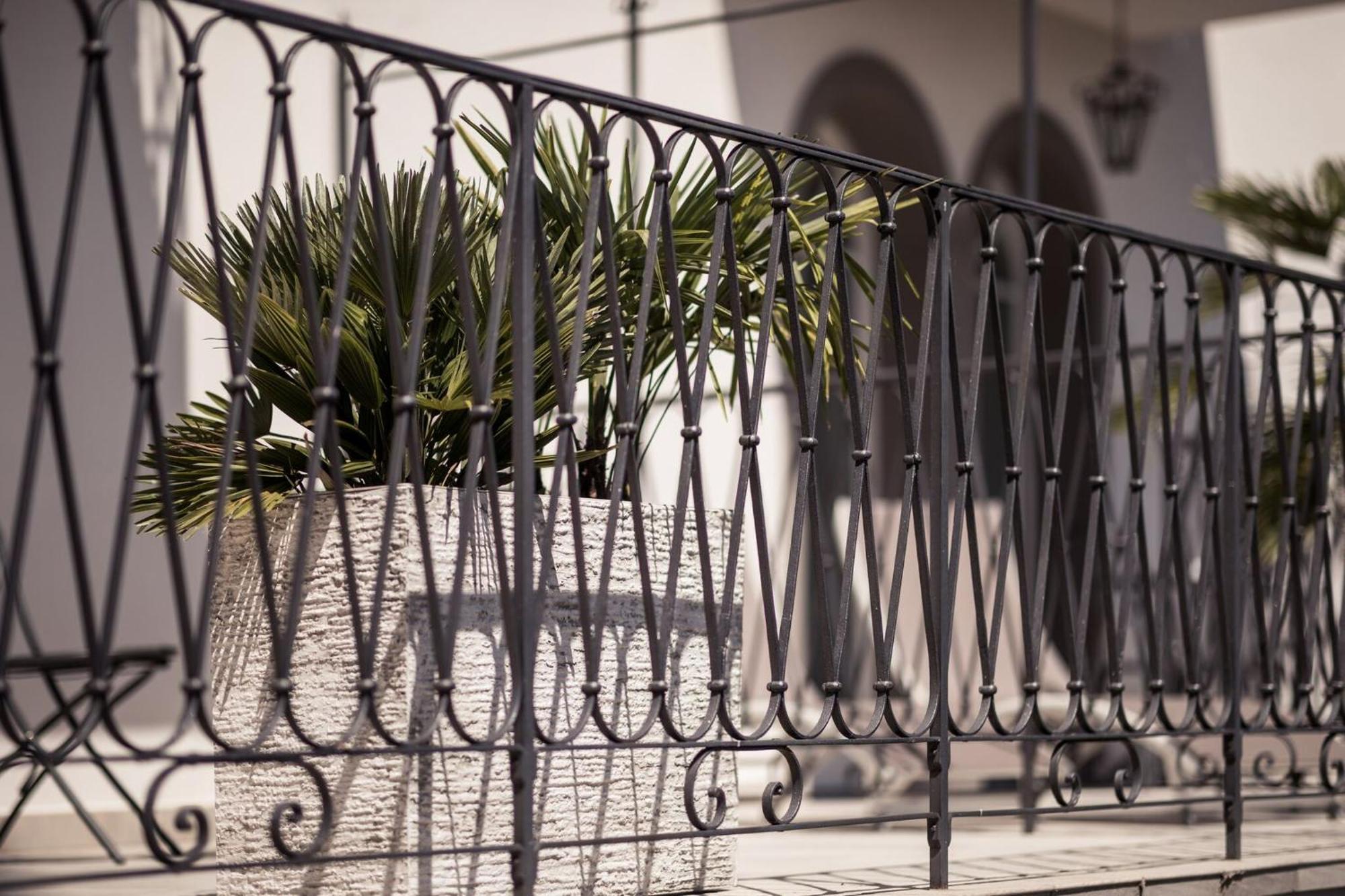 Romantik Hotel Jagdhof Caldaro Exterior photo
